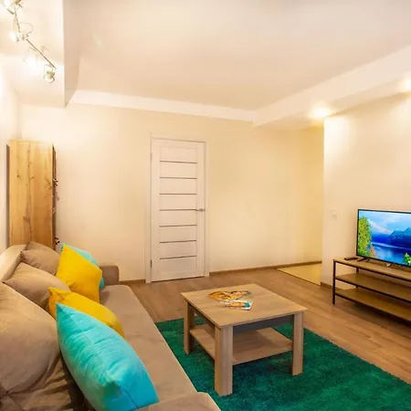 Apartmán поруч із палацом україна та Ocean Plaza Kyjev